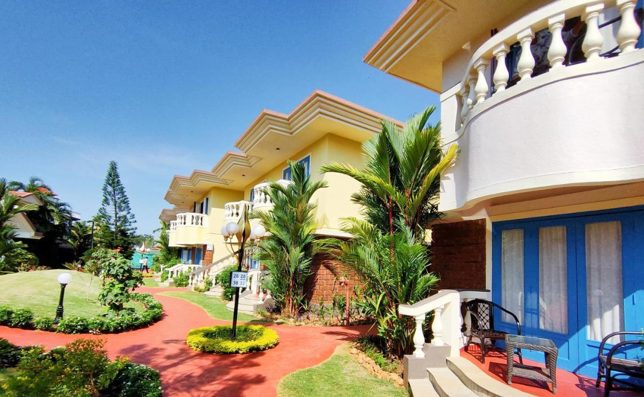 Coconut Grove Beach Resort Colva Eksteriør billede